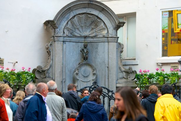 coklat brussel -Manneken-Pis