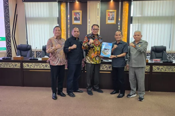 Fraksi PKS Usulkan Ranperda Jaminan Produk Halal ke Bapemperda DPRD Sumbar